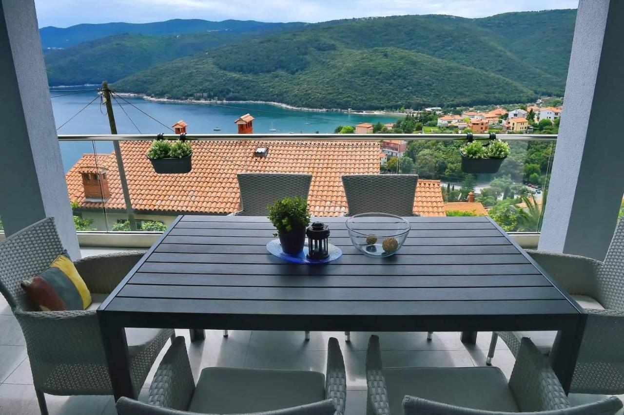 Apartment Vanilla II With Beautiful Seaview Rabac Eksteriør bilde